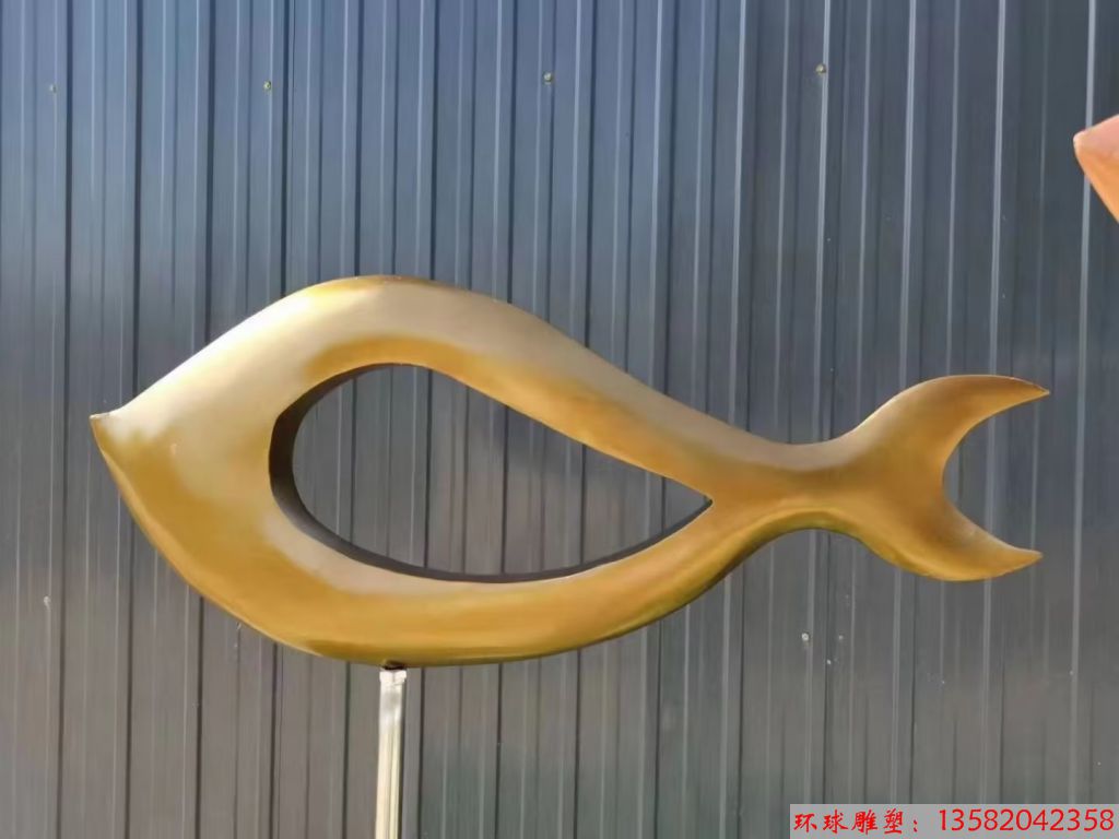 不銹鋼抽象魚雕塑